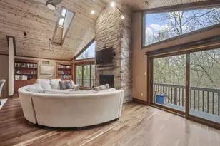 804 E Wilson Ave, Beverly Shores, IN 46301 - Photo 9