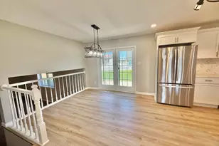 601 N Holly Ln, Griffith, IN 46319 - Photo 11