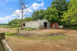 665 N 700 W, Hobart, IN 46342 - Photo 37