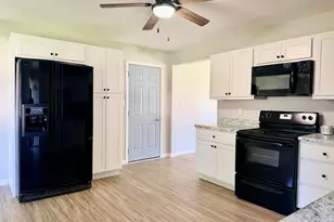 204 E Broadway St, Brook, IN 47922 - Photo 13
