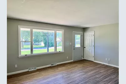 204 E Broadway Street, Brook, IN 47922 - Photo 9