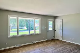 204 E Broadway St, Brook, IN 47922 - Photo 9