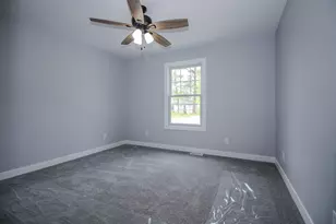250 E Pine St, Wheatfield, IN 46392 - Photo 15