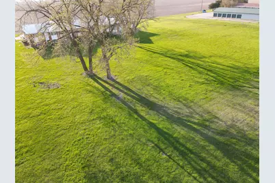 405 N 7th Street, Kentland, IN 47951 - Photo 3