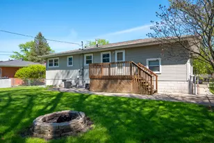 1336 Lincoln St, Hobart, IN 46342 - Photo 7