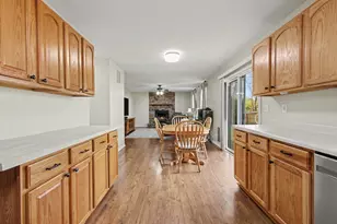 12354 Randolph Ct, Crown Point, IN 46307 - Photo 9