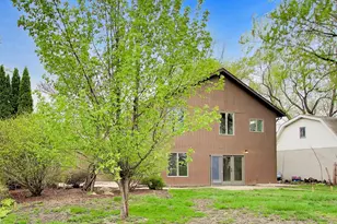 9831 Erie St, Highland, IN 46322 - Photo 41