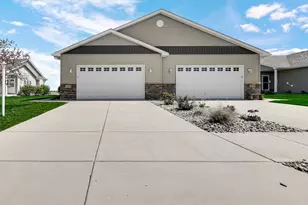 3889 Stadium St, Portage, IN 46368 - Photo 3