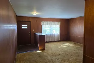 824 High St, Hobart, IN 46342 - Photo 13