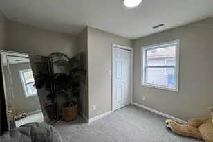 7950 S White Oak Ln, Hammond, IN 46324 - Photo 17