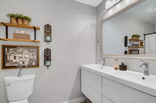 1460 Admiral Dr, Chesterton, IN 46304 - Photo 11