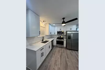 2014 Matthews Place, Gary, IN 46406 - Photo 5