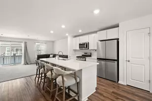8716 Orchid Dr, Saint John, IN 46373 - Photo 5