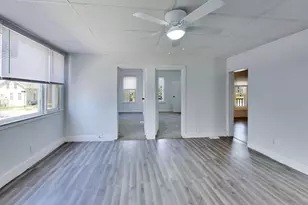 601 E 10th St, Michigan City, IN 46360 - Photo 7