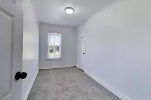 601 E 10th St, Michigan City, IN 46360 - Photo 17