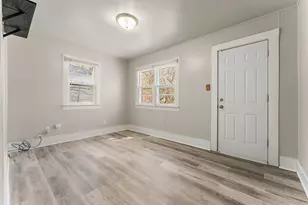 3751 Swift St, Hobart, IN 46342 - Photo 7