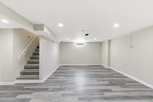2833 Parkway Dr, Highland, IN 46322 - Photo 13