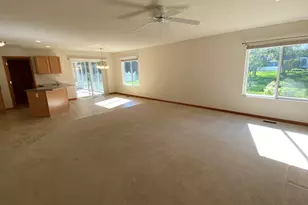 1454 Byfield Pkwy, Valparaiso, IN 46385 - Photo 13