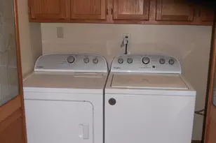 9402 Ellen Dr, Highland, IN 46322 - Photo 7