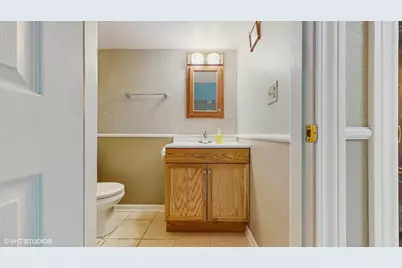 8844 Oakwood Avenue, Munster, IN 46321 - Photo 39