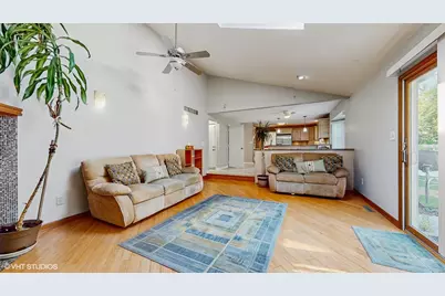 8844 Oakwood Avenue, Munster, IN 46321 - Photo 17