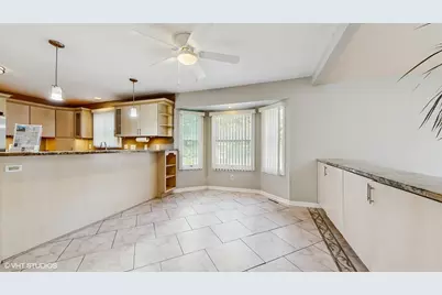 8844 Oakwood Avenue, Munster, IN 46321 - Photo 19