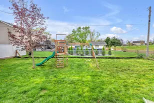 550 W Division Rd, Valparaiso, IN 46385 - Photo 21