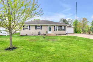 550 W Division Rd, Valparaiso, IN 46385 - Photo 1