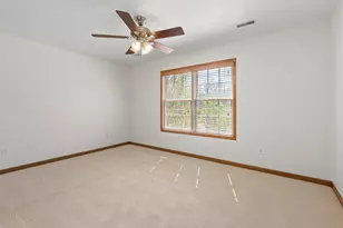 243 Eagle Ridge Dr, Valparaiso, IN 46385 - Photo 29
