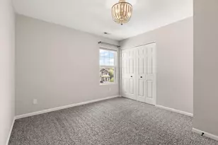 2209 Wicklow Dr, Valparaiso, IN 46385 - Photo 39
