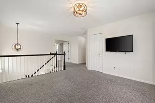 2209 Wicklow Dr, Valparaiso, IN 46385 - Photo 31