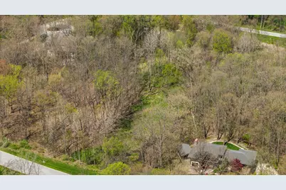 231 Barberry Lane, Valparaiso, IN 46383 - Photo 7