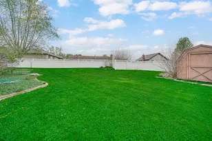 2542 Naples Dr, Schererville, IN 46375 - Photo 15