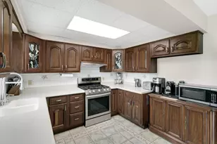 649 W 128th Ct, Crown Point, IN 46307 - Photo 13