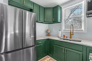 1735 S Fairbanks St, Griffith, IN 46319 - Photo 11