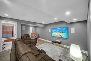 540 Lily Ct, Valparaiso, IN 46385 - Photo 31