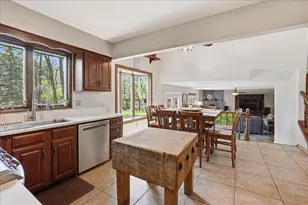 1031 Brooke Ln, Schererville, IN 46375 - Photo 9