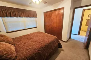 2858 Brown St, Portage, IN 46368 - Photo 11