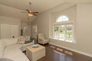 5510 Malibu Dr, Lowell, IN 46356 - Photo 7