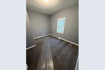132 W 43rd Avenue, Gary, IN 46408 - Photo 13