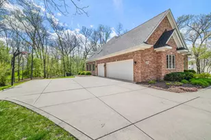494 Brittany Ln, Dyer, IN 46311 - Photo 3