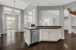83 Scotscraig Dr, Valparaiso, IN 46385 - Photo 11