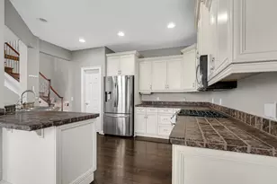 83 Scotscraig Dr, Valparaiso, IN 46385 - Photo 7