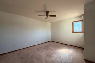 1604 W 99th Pl, Crown Point, IN 46307 - Photo 11