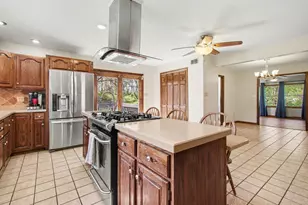 5569 Center St, Chesterton, IN 46304 - Photo 9