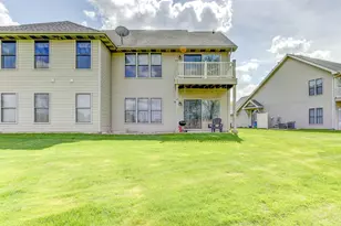 1042 Lakewood Ct, Schererville, IN 46375 - Photo 9