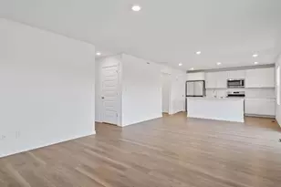 226 Cressmoor Blvd, Hobart, IN 46342 - Photo 9