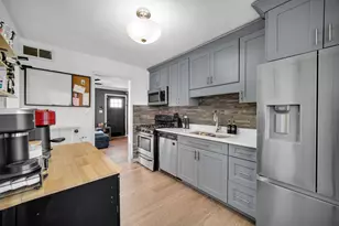 133 N Delaware St, Hobart, IN 46342 - Photo 7