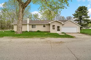 901 E 3rd St, Union Mills, IN 46382 - Photo 3