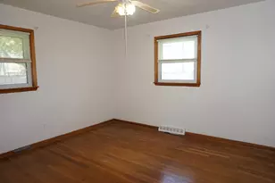 5533 Lark Ave, Portage, IN 46368 - Photo 11
